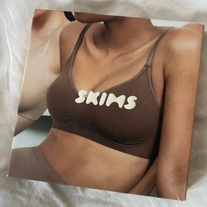 SKIMS Sculpting Bralette - 4x